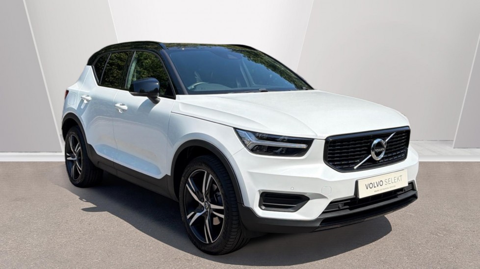 Volvo XC40 1.5 T3 [163] R DESIGN 5dr Geartronic Petrol Estate - Image 1
