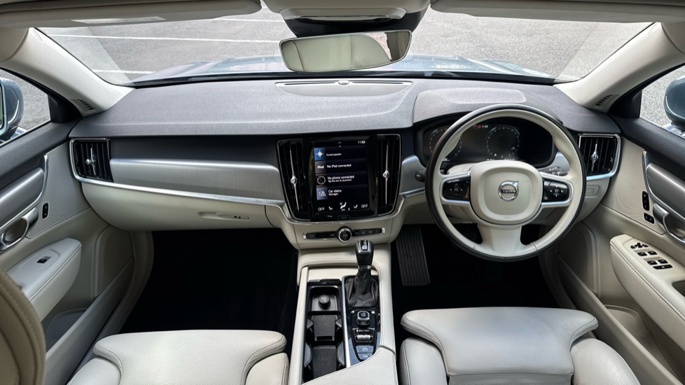 Volvo V90 2.0 T4 Momentum Plus 5dr Geartronic Petrol Estate - Image 5