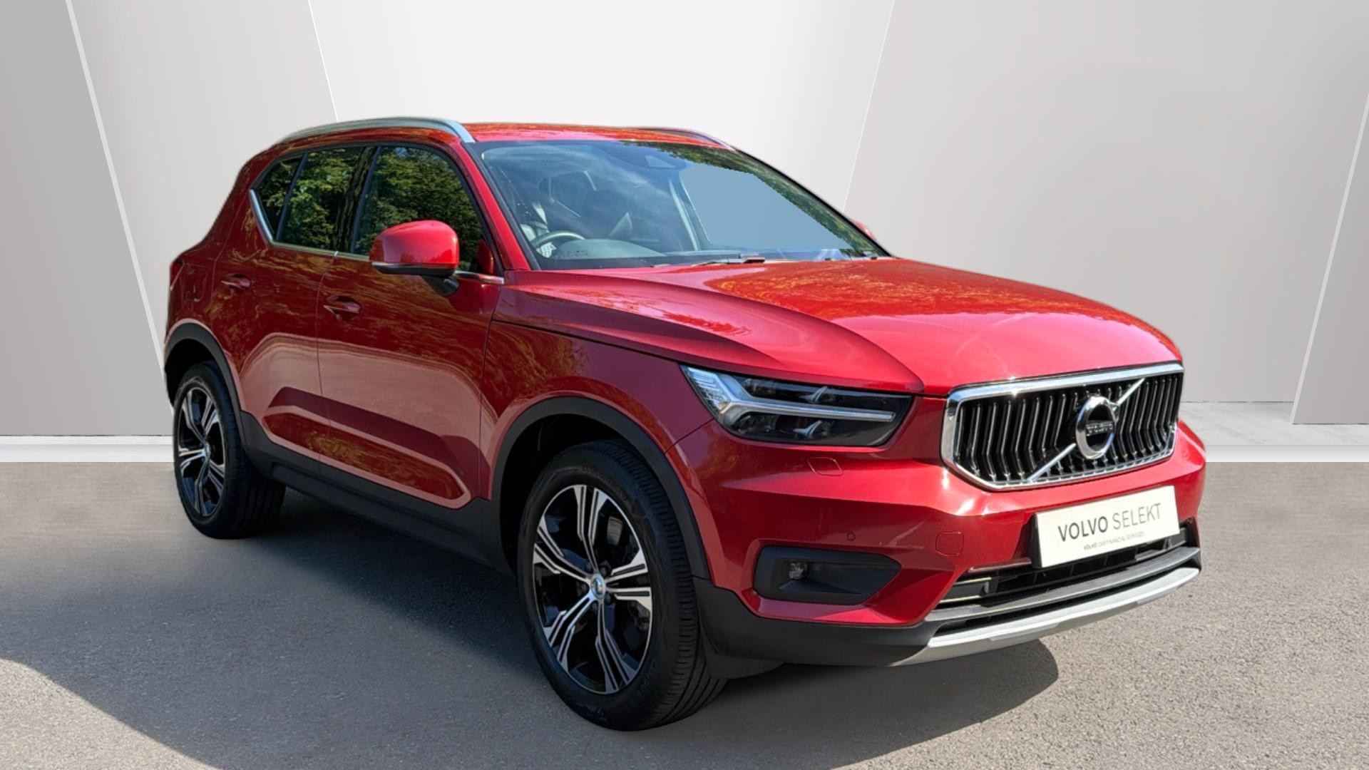 Volvo XC40 dealer public-web source image