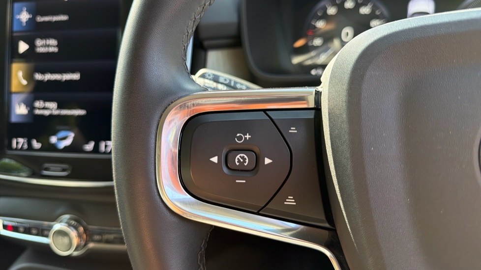 Volvo XC40 1.5 T5 Recharge PHEV Inscription Pro 5dr Auto Estate - Image 20