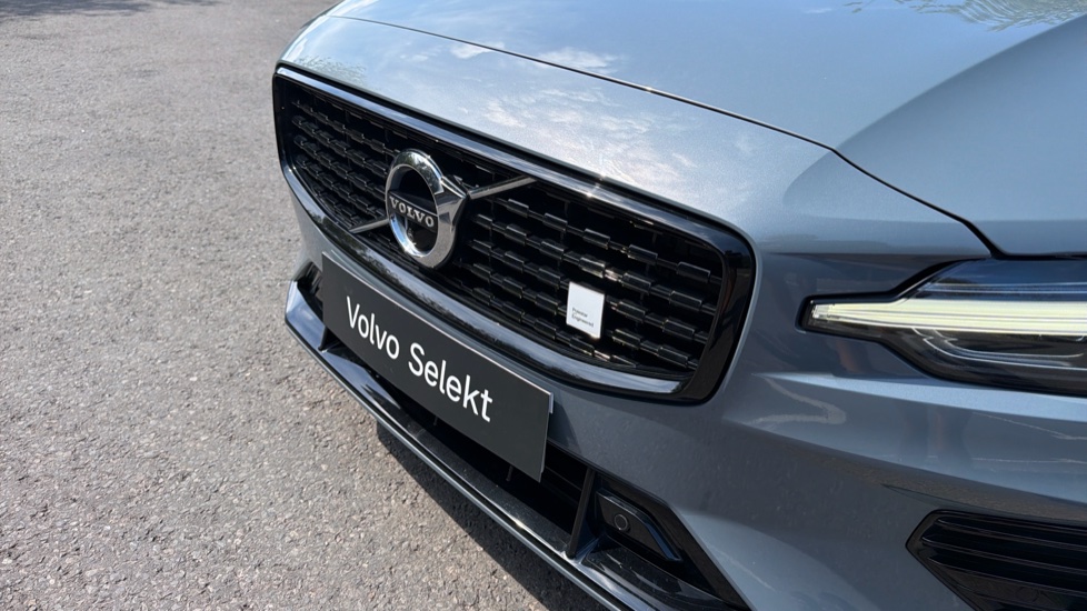 Volvo S60 2.0 T8 Recharge PHEV Polestar Engineered AWD Auto Saloon - Image 70