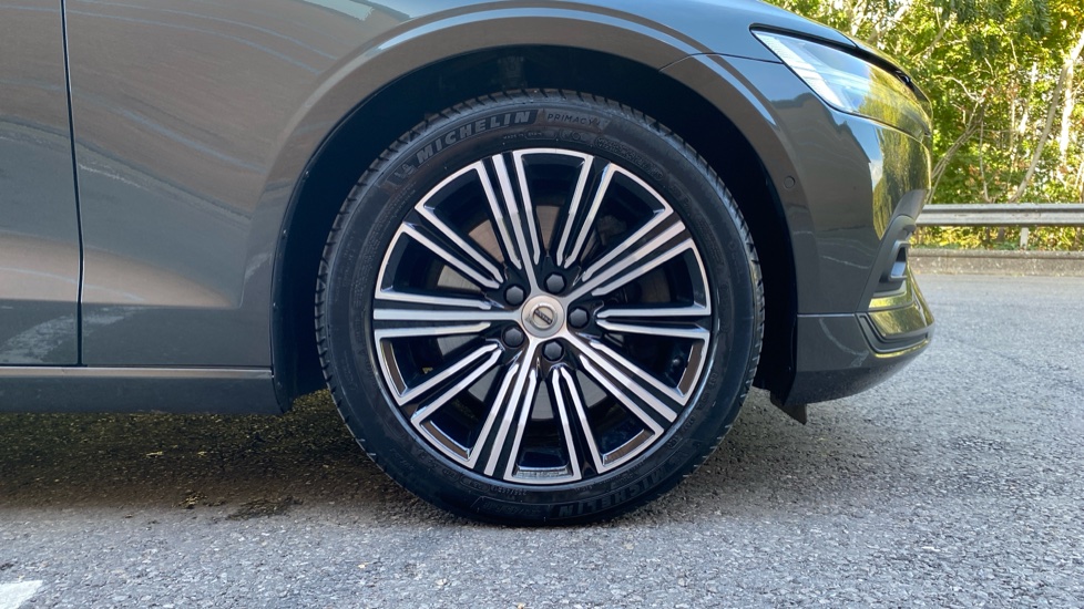 Volvo V60 2.0 T5 Inscription 5dr Auto Petrol Estate - Image 9