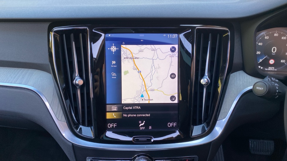 Volvo V60 2.0 T5 Inscription 5dr Auto Petrol Estate - Image 37