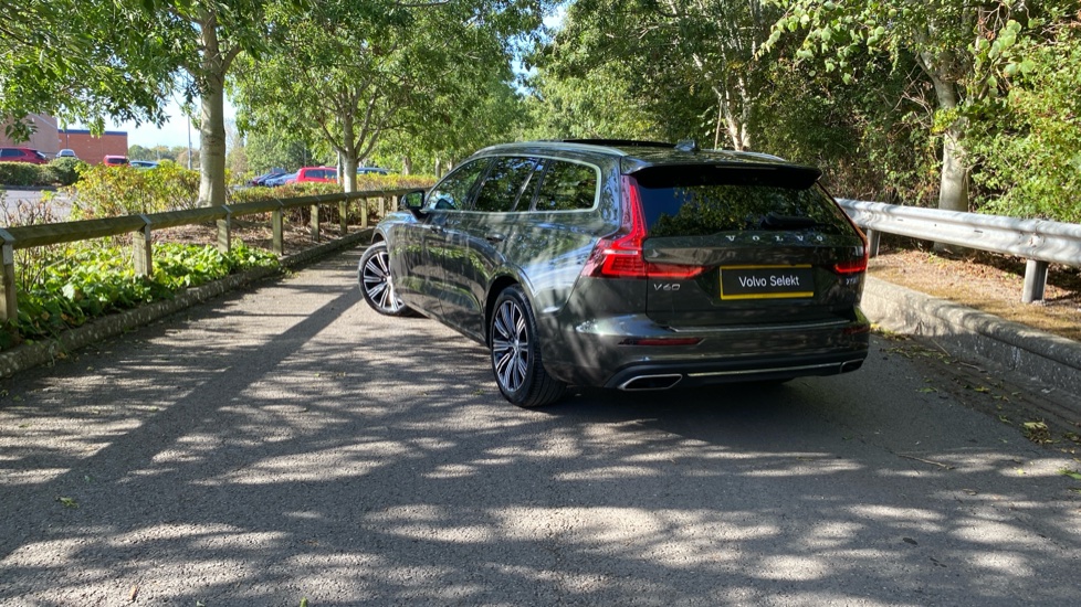 Volvo V60 2.0 T5 Inscription 5dr Auto Petrol Estate - Image 50