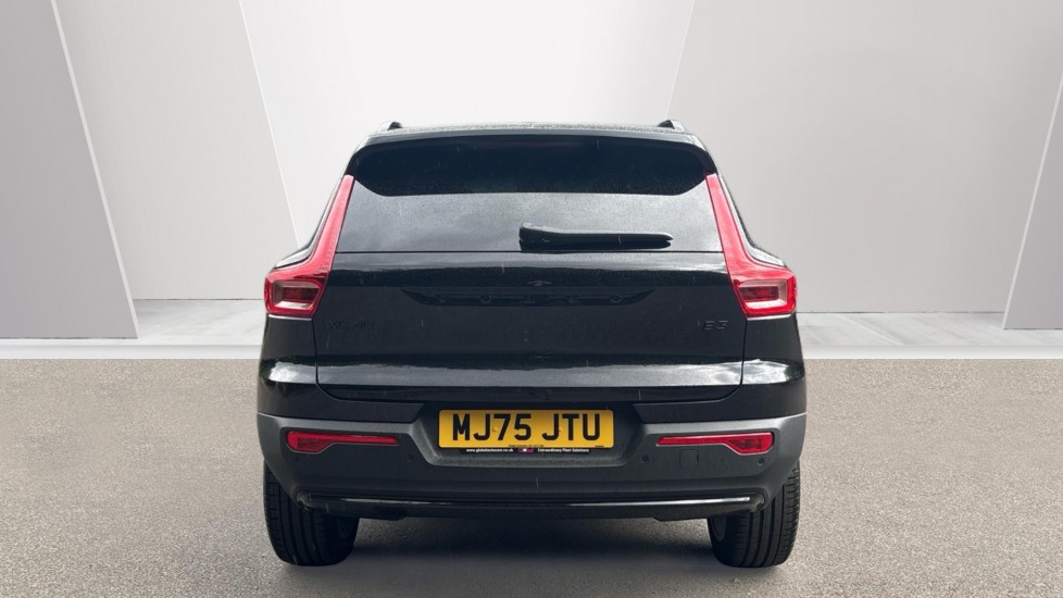 Volvo XC40 2.0 B3P Plus Black Edition 5dr Auto Petrol Estate - Image 7