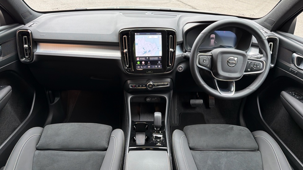 Volvo XC40 2.0 B3P Plus Black Edition 5dr Auto Petrol Estate - Image 5