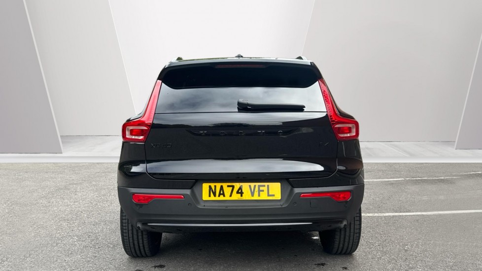 Volvo XC40 2.0 B4P Plus Black Edition 5dr Auto Petrol Estate - Image 7