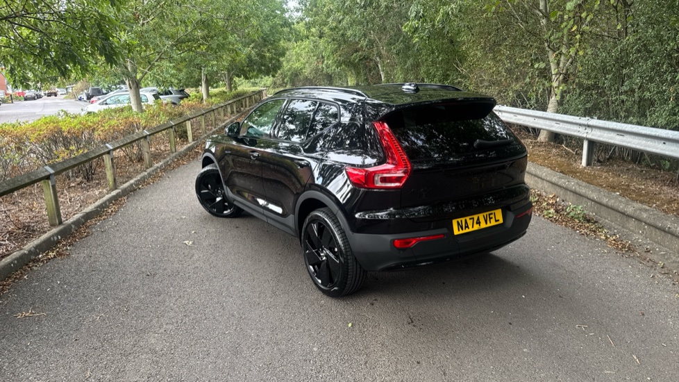 Volvo XC40 2.0 B4P Plus Black Edition 5dr Auto Petrol Estate - Image 51