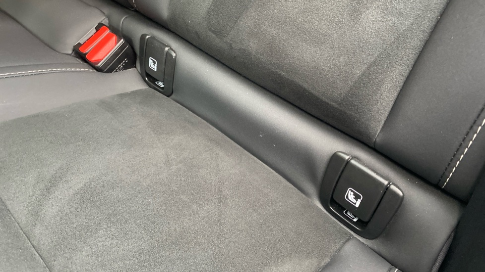 Volvo XC40 1.5 T5 Recharge PHEV Ultimate Dark 5dr Auto Estate - Image 25