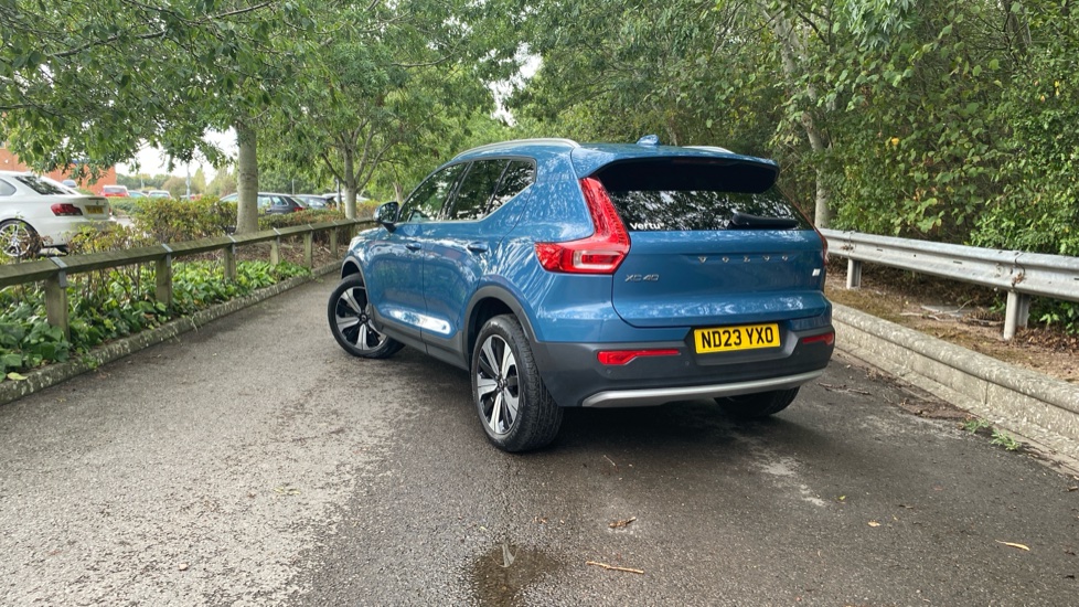 Volvo XC40 1.5 T5 Recharge PHEV Ultimate Dark 5dr Auto Estate - Image 51