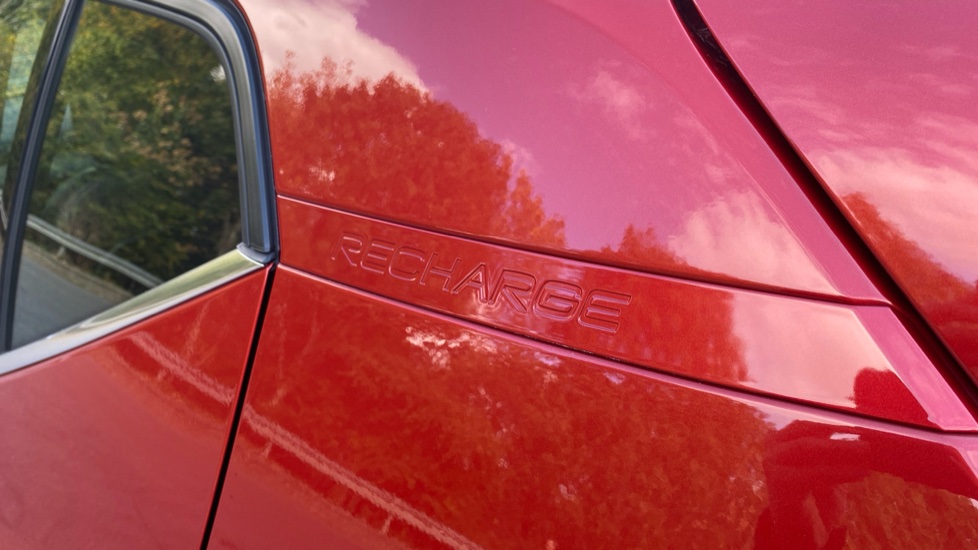 Volvo XC40 1.5 T5 Recharge PHEV Inscription Pro 5dr Auto Estate - Image 16
