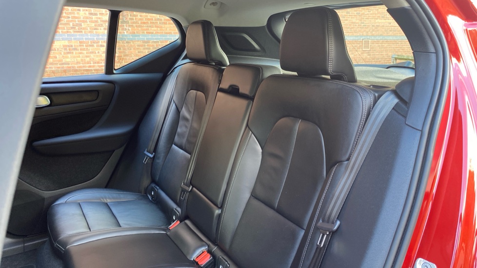 Volvo XC40 1.5 T5 Recharge PHEV Inscription Pro 5dr Auto Estate - Image 21