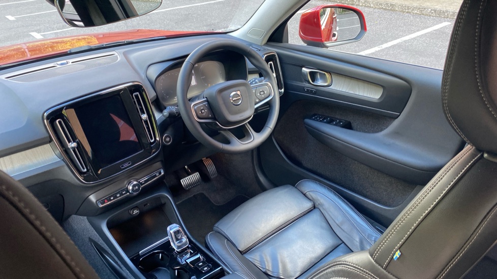 Volvo XC40 1.5 T5 Recharge PHEV Inscription Pro 5dr Auto Estate - Image 25