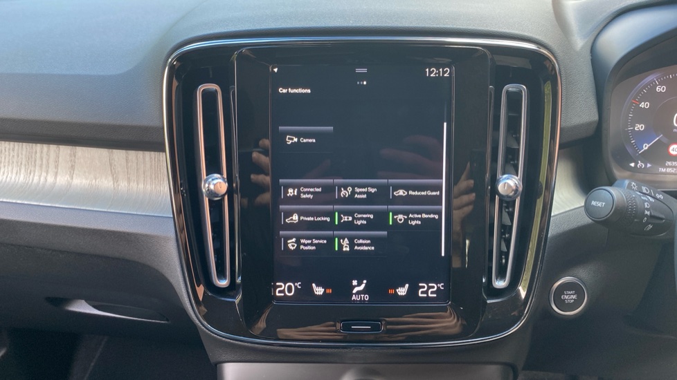 Volvo XC40 1.5 T5 Recharge PHEV Inscription Pro 5dr Auto Estate - Image 40