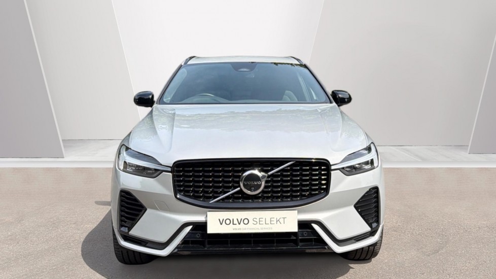 Volvo XC60 2.0 T6 [350] RC PHEV Plus Dark 5dr AWD Geartronic Estate - Image 8