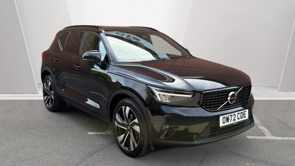 Volvo XC40 2.0 B4P Ultimate Dark 5dr Auto Petrol Estate - Image 1