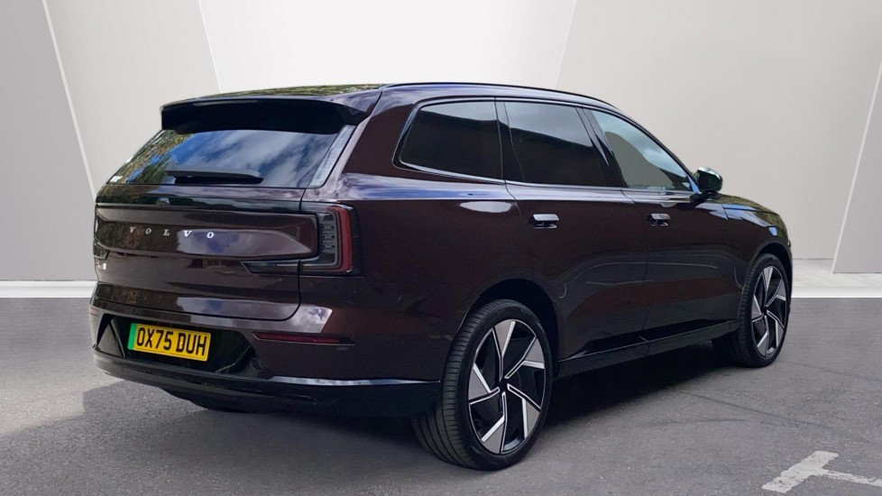 Volvo EX90 500kW Twin Motor Performance Ultra 106kWh 5dr Auto Electric Estate - Image 2