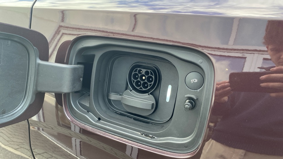 Volvo EX90 500kW Twin Motor Performance Ultra 106kWh 5dr Auto Electric Estate - Image 20