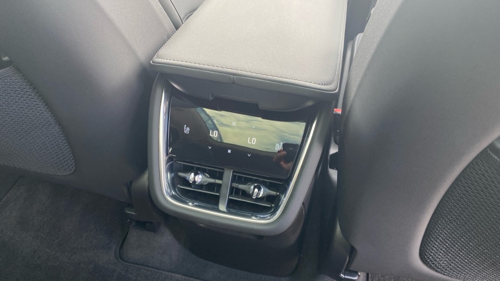 Volvo EX90 500kW Twin Motor Performance Ultra 106kWh 5dr Auto Electric Estate - Image 27