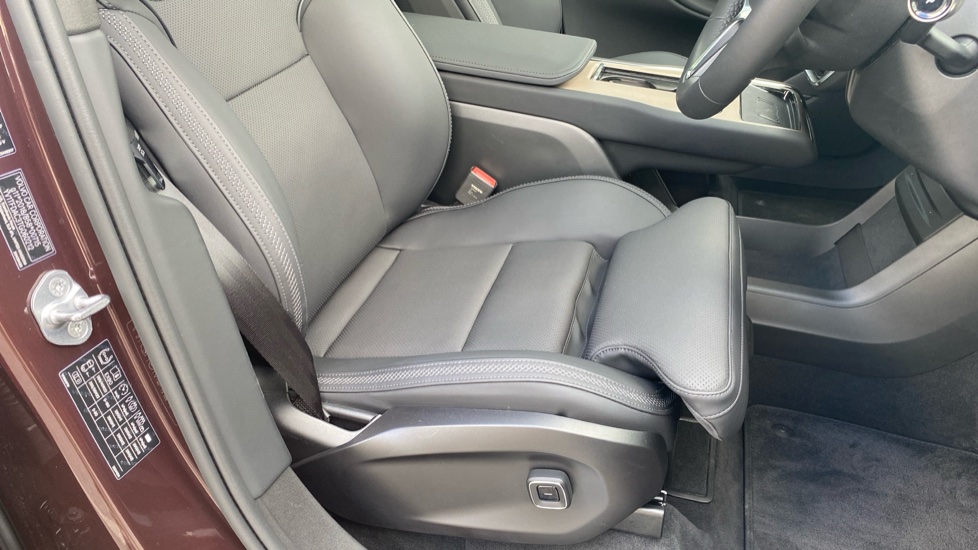 Volvo EX90 500kW Twin Motor Performance Ultra 106kWh 5dr Auto Electric Estate - Image 32