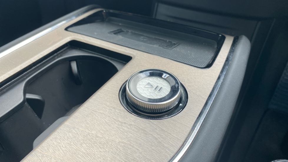 Volvo EX90 500kW Twin Motor Performance Ultra 106kWh 5dr Auto Electric Estate - Image 38