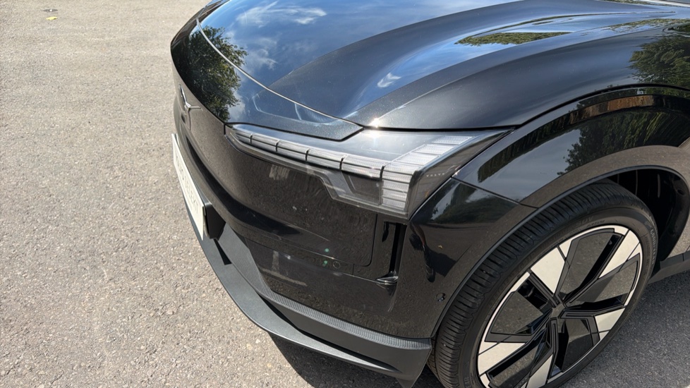 Volvo EX30 200kW SM Extended Range Ultra 69kWh 5dr Auto Electric Estate - Image 63