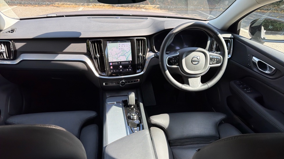 Volvo V60 2.0 B4P Plus Dark 5dr Auto [7 speed] Petrol Estate - Image 5