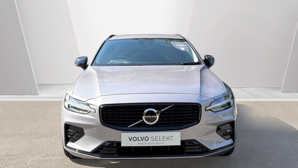 Volvo V60 2.0 B4P Plus Dark 5dr Auto [7 speed] Petrol Estate - Image 8