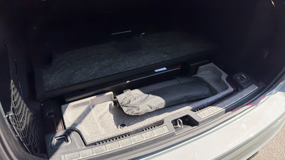 Volvo XC60 2.0 T6 [350] RC PHEV Plus Dark 5dr AWD Geartronic Estate - Image 57
