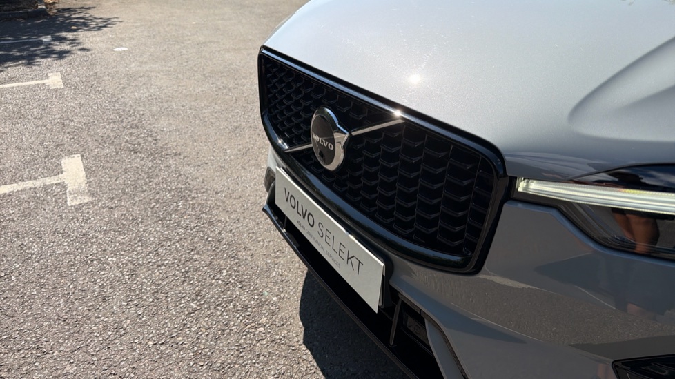 Volvo XC60 2.0 T6 [350] RC PHEV Plus Dark 5dr AWD Geartronic Estate - Image 62