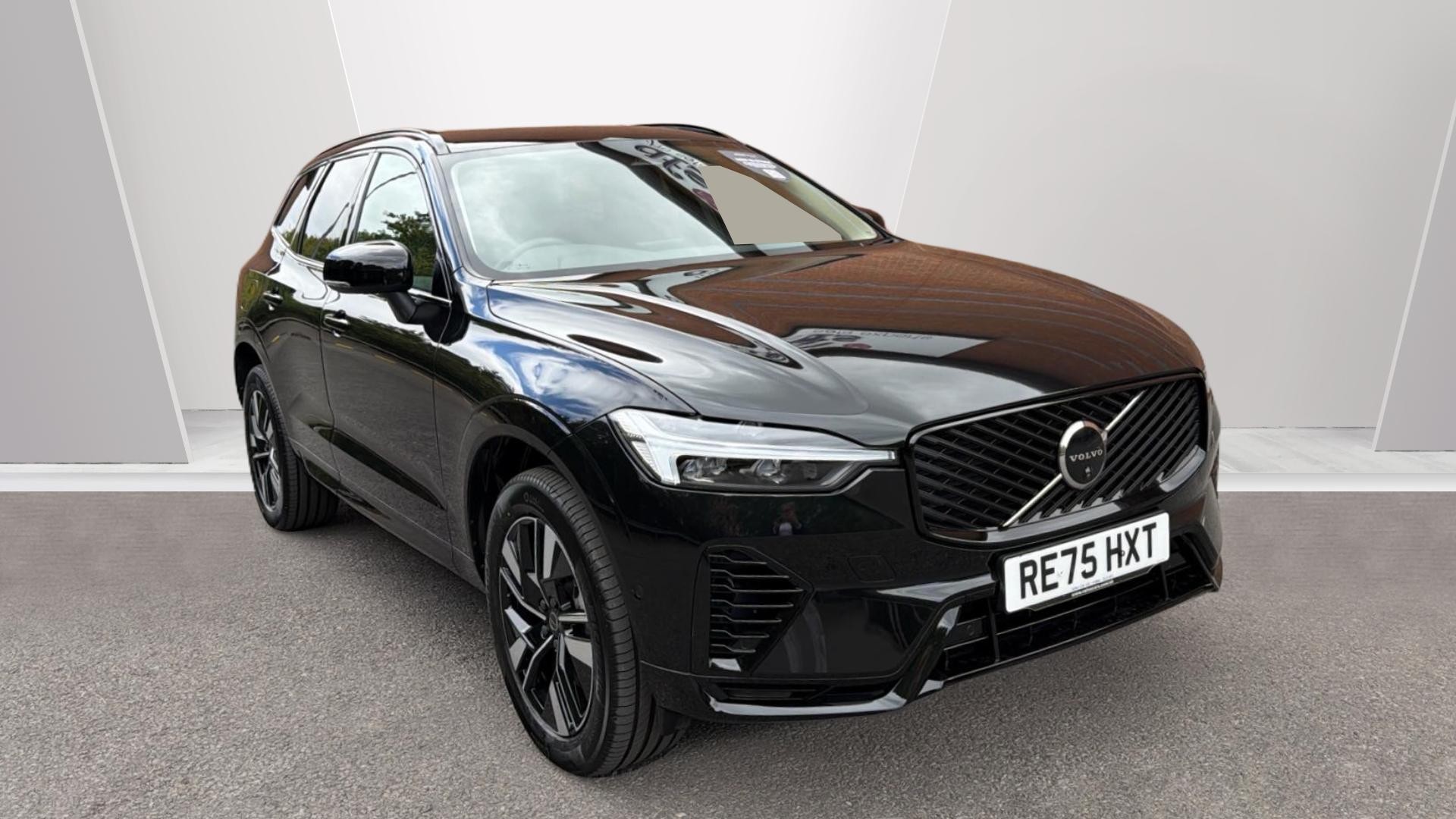 Volvo XC60 listing photo