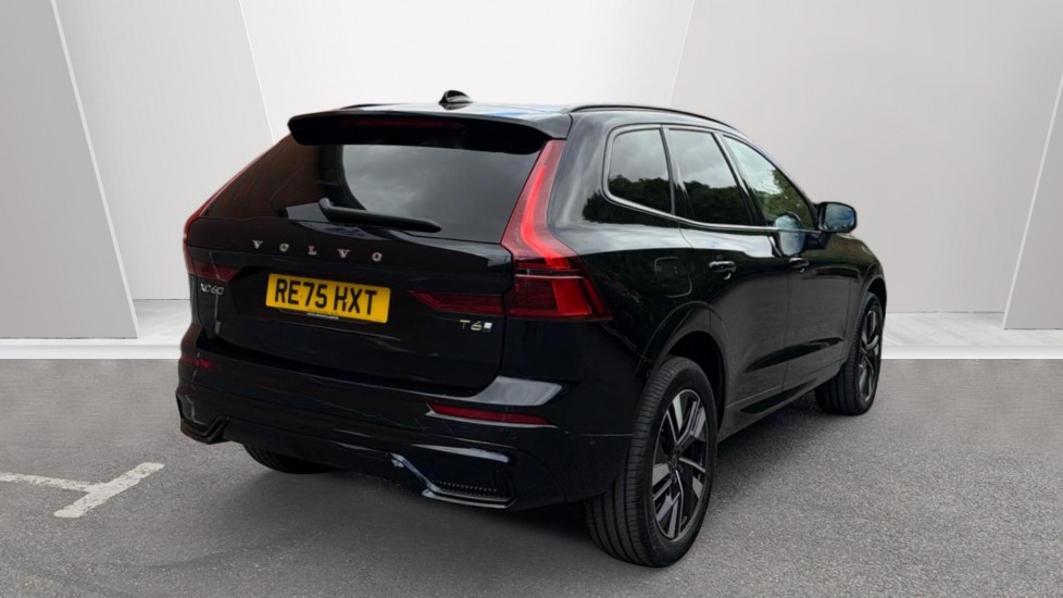 Volvo XC60 2.0 T6 [350] PHEV Plus Dark 5dr AWD Geartronic Estate - Image 2