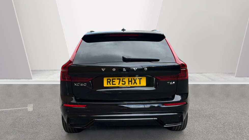Volvo XC60 2.0 T6 [350] PHEV Plus Dark 5dr AWD Geartronic Estate - Image 7