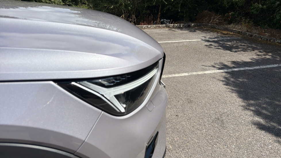 Volvo XC40 2.0 B3P Ultra Dark 5dr Auto Petrol Estate - Image 61