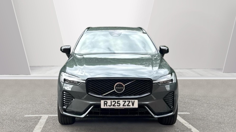 Volvo XC60 2.0 B5P Plus Dark 5dr AWD Geartronic Petrol Estate - Image 8