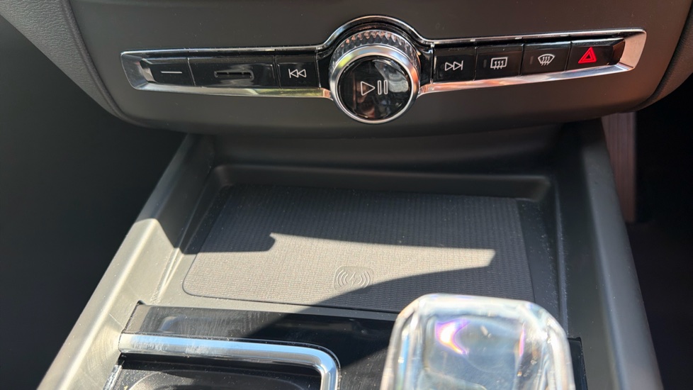 Volvo XC60 2.0 T8 [455] PHEV Ultra Dark 5dr AWD Geartronic Estate - Image 52