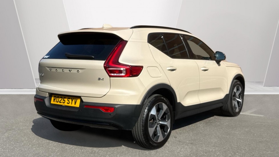 Volvo XC40 2.0 B4P Plus Dark 5dr Auto Petrol Estate - Image 2