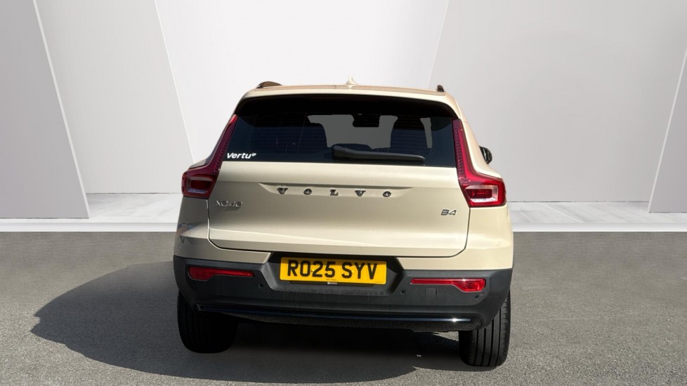Volvo XC40 2.0 B4P Plus Dark 5dr Auto Petrol Estate - Image 7
