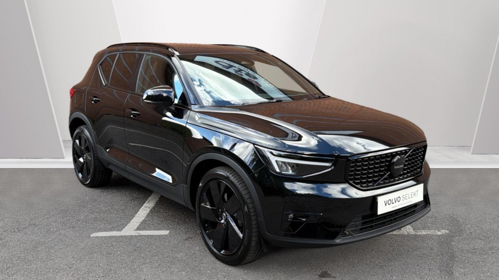 Volvo XC40 2.0 B4P Plus Black Edition 5dr Auto Petrol Estate - Image 1