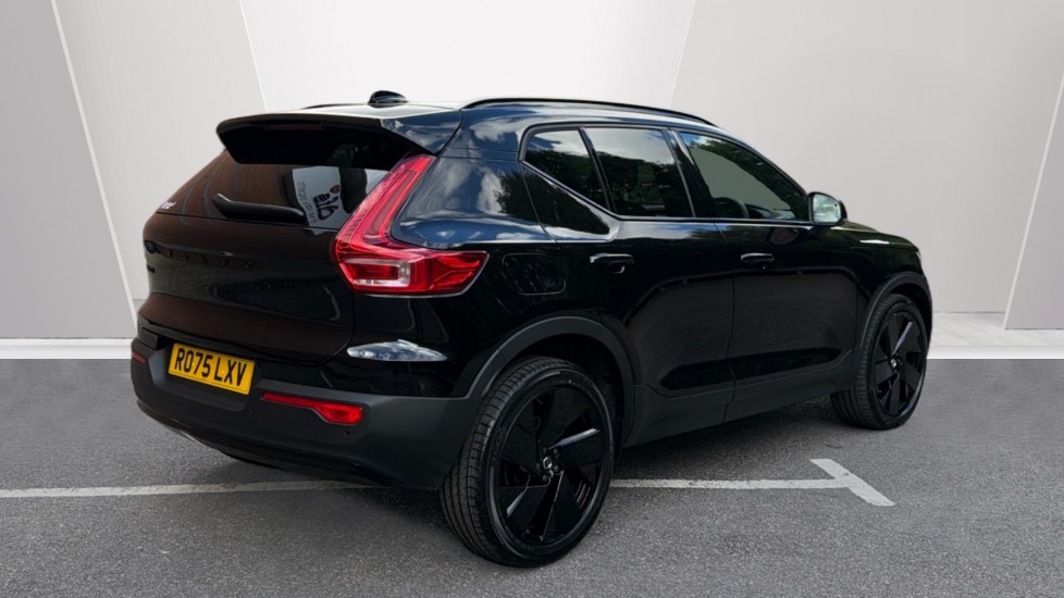 Volvo XC40 2.0 B4P Plus Black Edition 5dr Auto Petrol Estate - Image 2