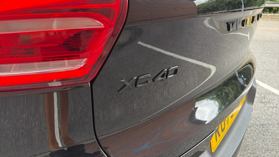 Volvo XC40 2.0 B4P Plus Black Edition 5dr Auto Petrol Estate - Image 56