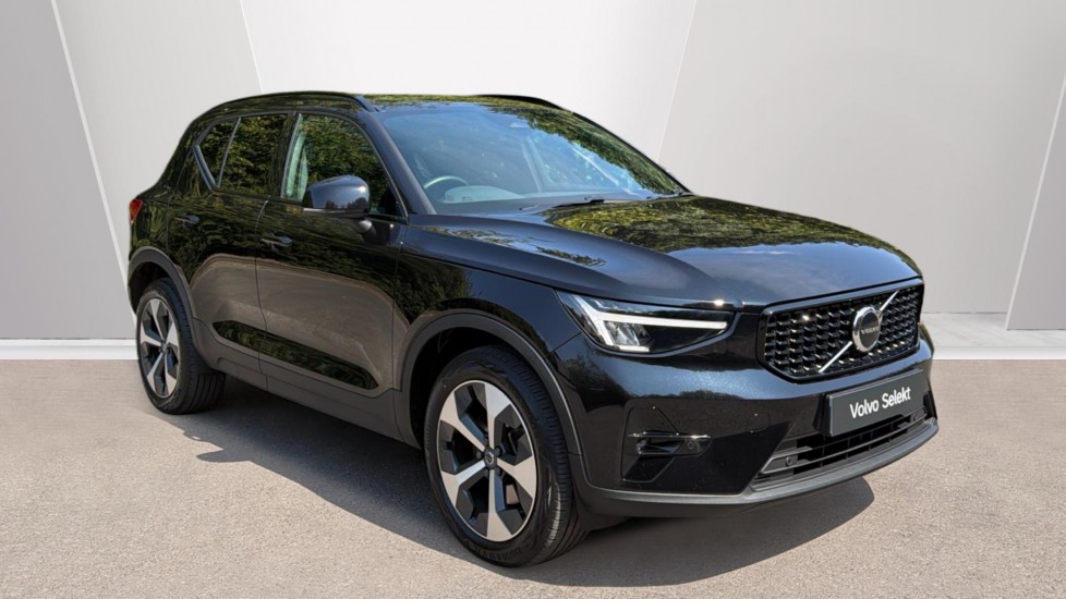 Volvo XC40 2.0 B3P Plus Dark 5dr Auto Petrol Estate - Image 1