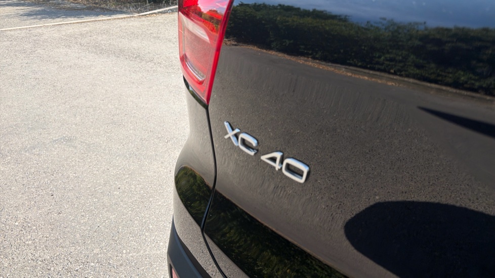 Volvo XC40 2.0 B3P Plus Dark 5dr Auto Petrol Estate - Image 56