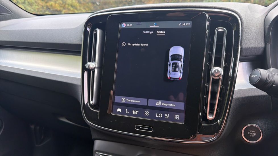 Volvo XC40 2.0 B3P Plus Dark 5dr Auto Petrol Estate - Image 44