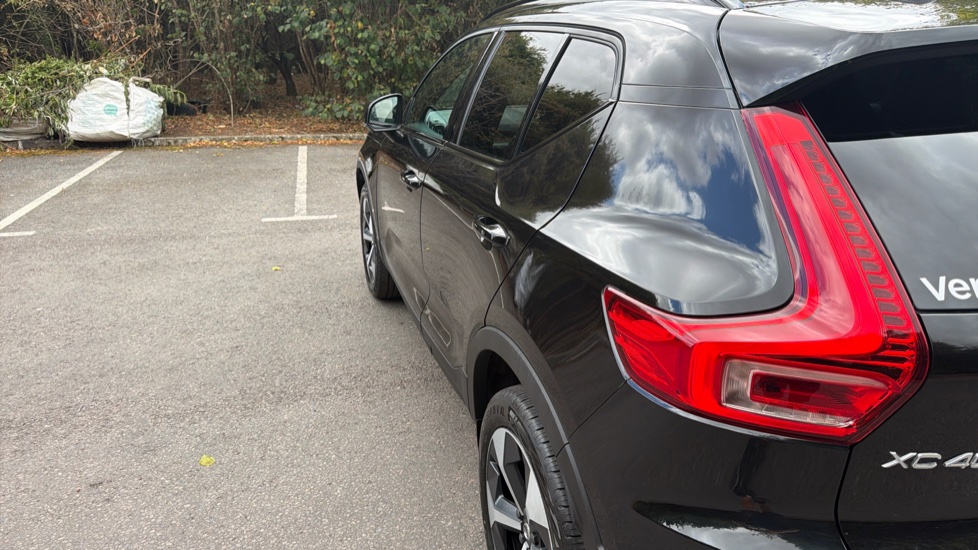 Volvo XC40 2.0 B3P Plus Dark 5dr Auto Petrol Estate - Image 67