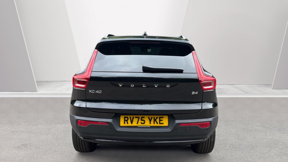Volvo XC40 2.0 B4P Plus Dark 5dr Auto Petrol Estate - Image 7