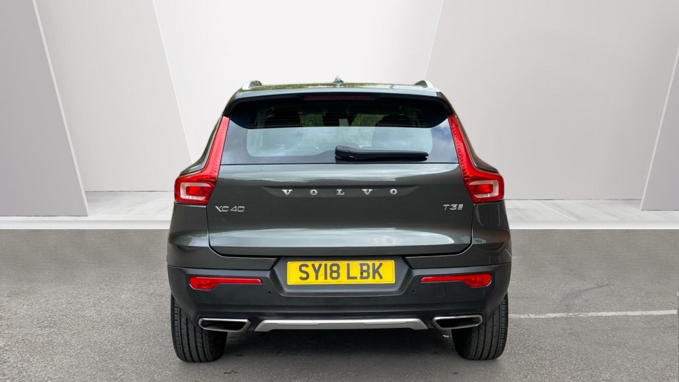 Volvo XC40 1.5 T3 Inscription 5dr Petrol Estate - Image 7