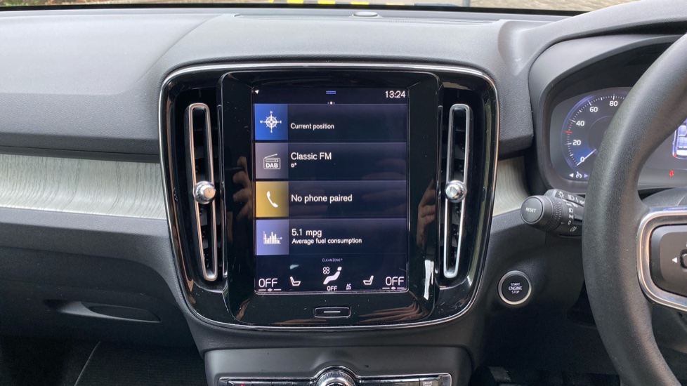 Volvo XC40 1.5 T3 Inscription 5dr Petrol Estate - Image 12