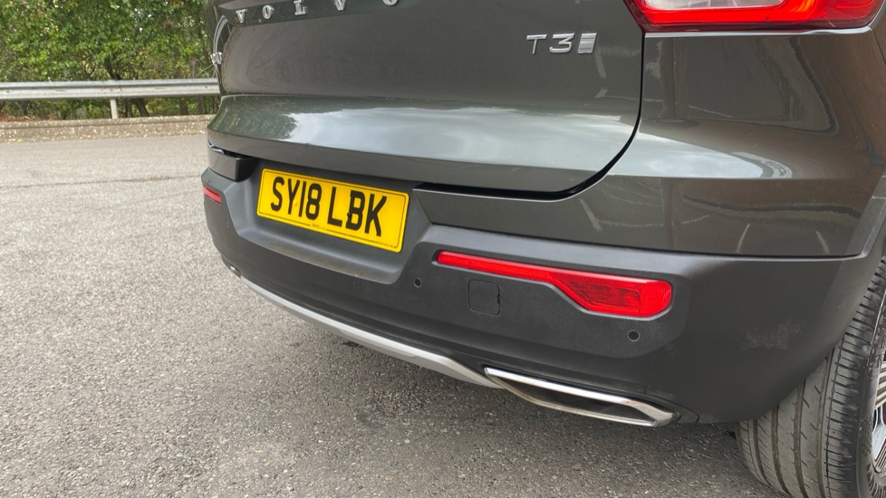 Volvo XC40 1.5 T3 Inscription 5dr Petrol Estate - Image 40
