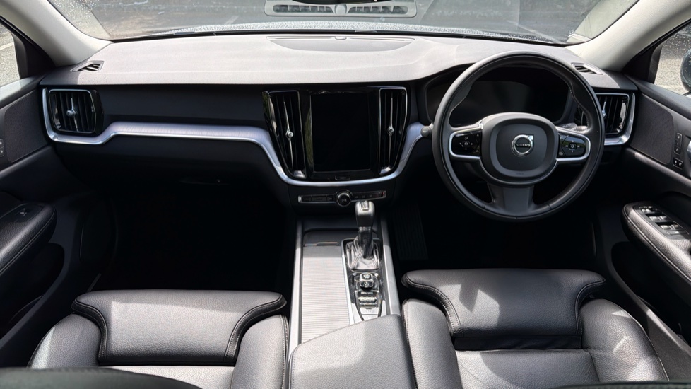 Volvo V60 2.0 D4 [190] Cross Country Plus 5dr AWD Auto Diesel Estate - Image 5